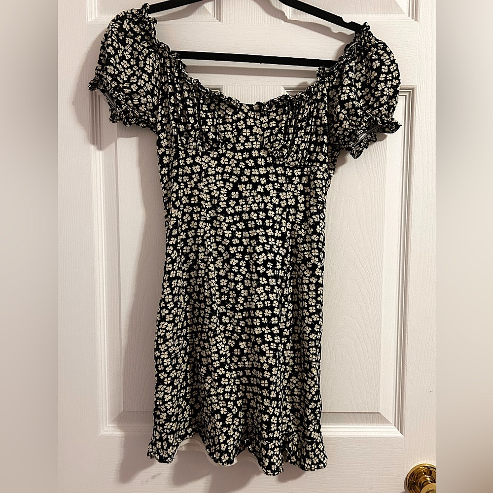 H&M Skater Crisscrossed Back Dress